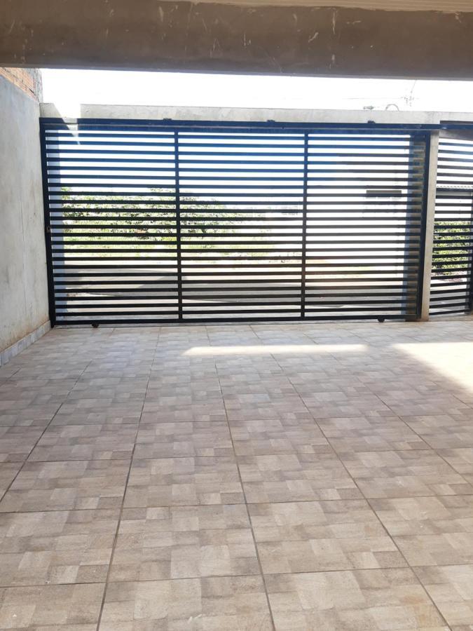 Casa Grande Em Arapongas Villa Exterior photo